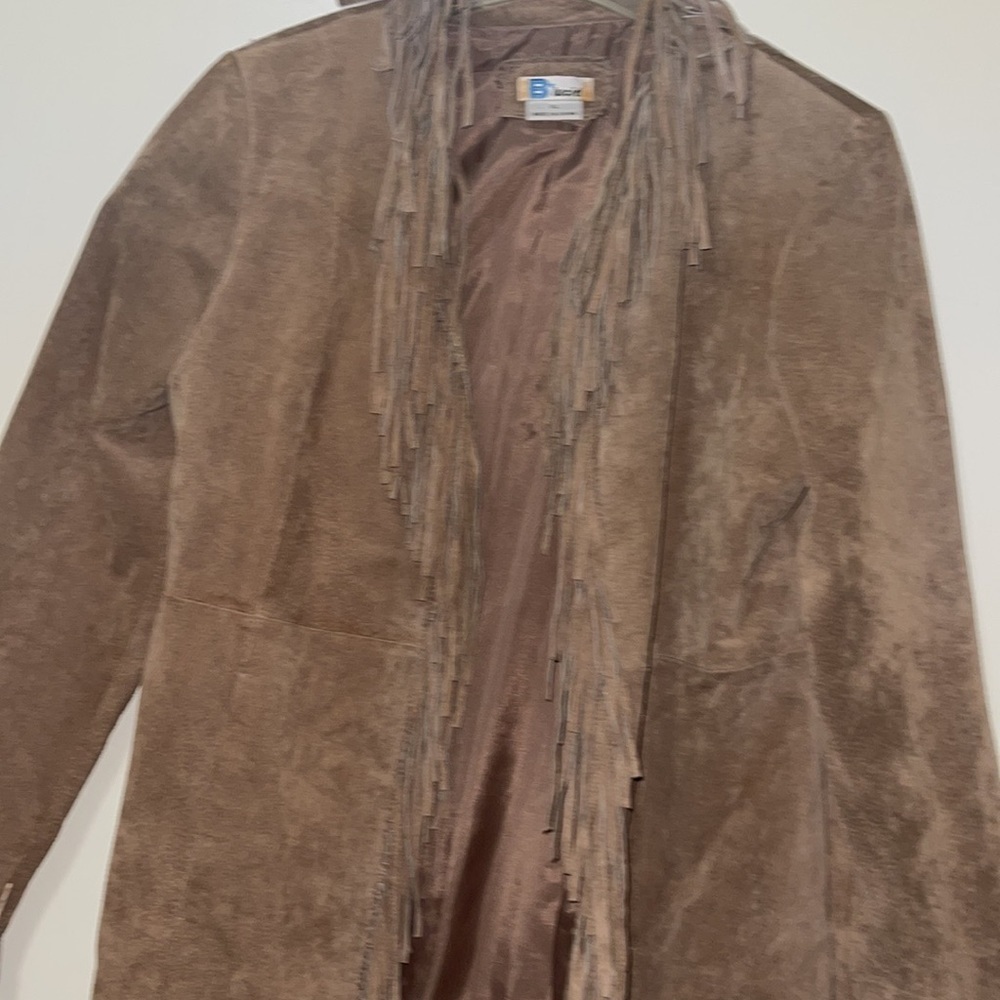 Fringe Suede Leather Jacket. Light brown/beige. Very cool. Size XL. Like new. - Picture 8 of 16